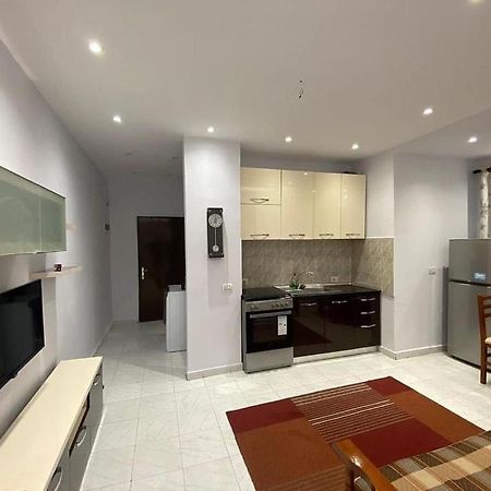 E&B Cosy Apartment Τίρανα Εξωτερικό φωτογραφία