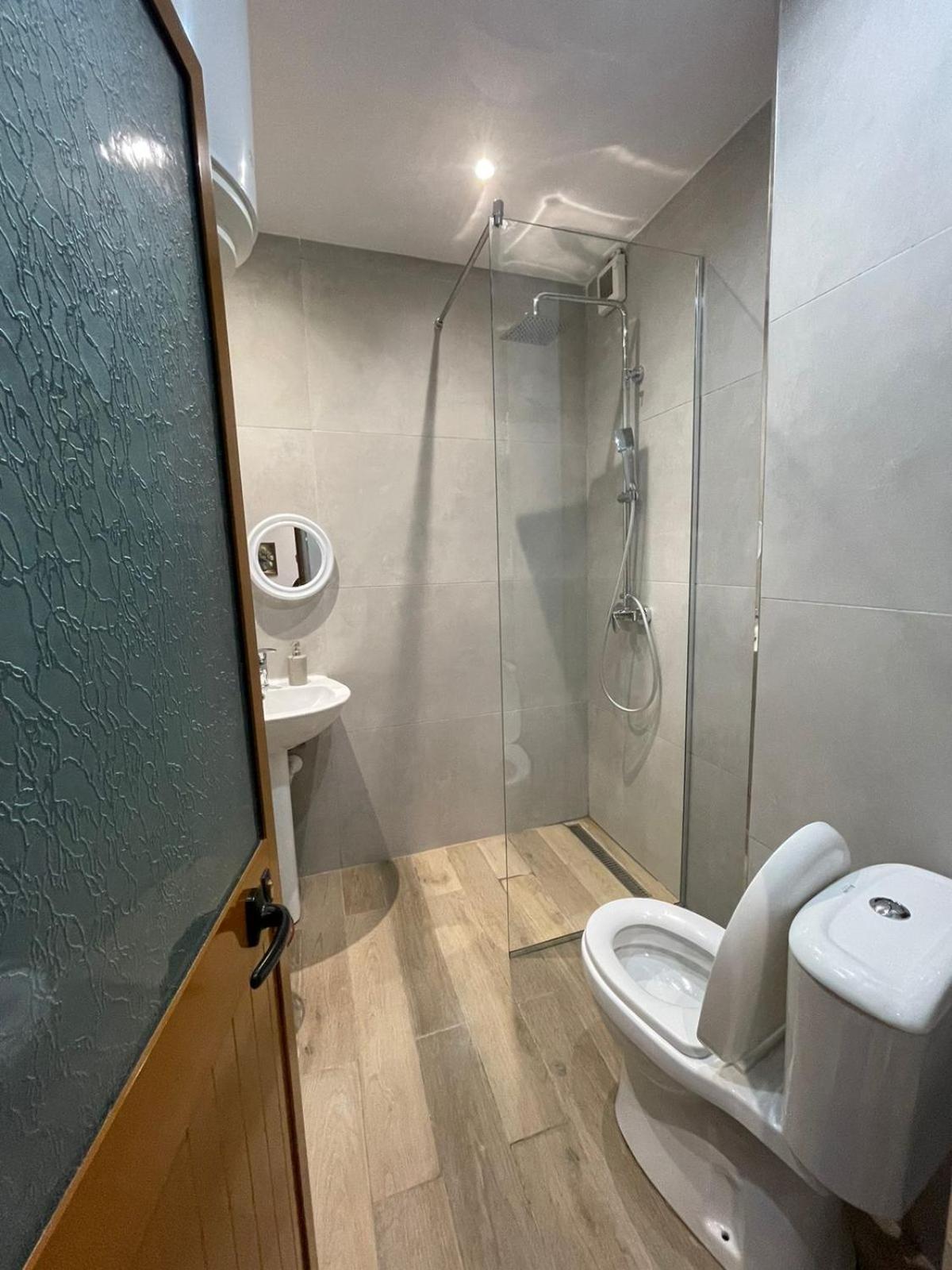 E&B Cosy Apartment Τίρανα Εξωτερικό φωτογραφία